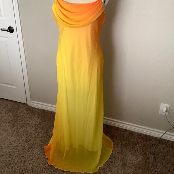 Size 14 maxi dress - Picture 1 of 10